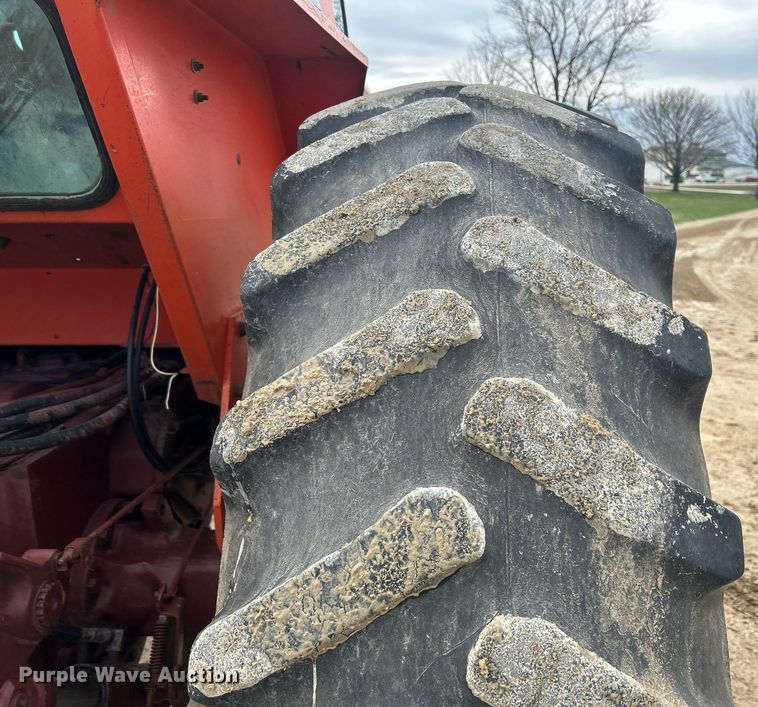 image for item DR4578 Allis-Chalmers AC7000  tractor