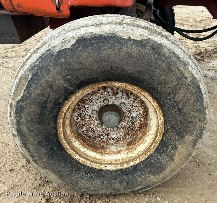 image for item DR4578 Allis-Chalmers AC7000  tractor