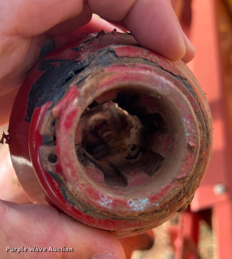 image for item DR5556 New Holland 57  hay rake