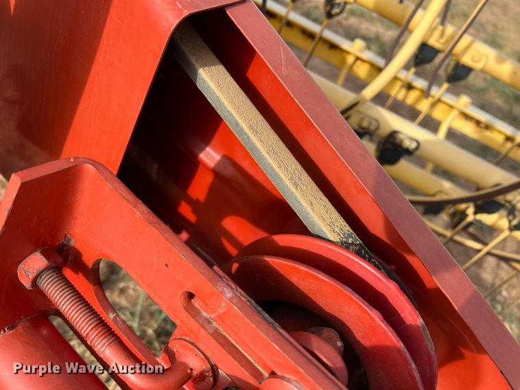 image for item DR5556 New Holland 57  hay rake