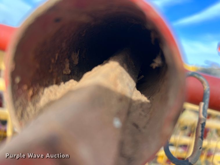 image for item DR5556 New Holland 57  hay rake