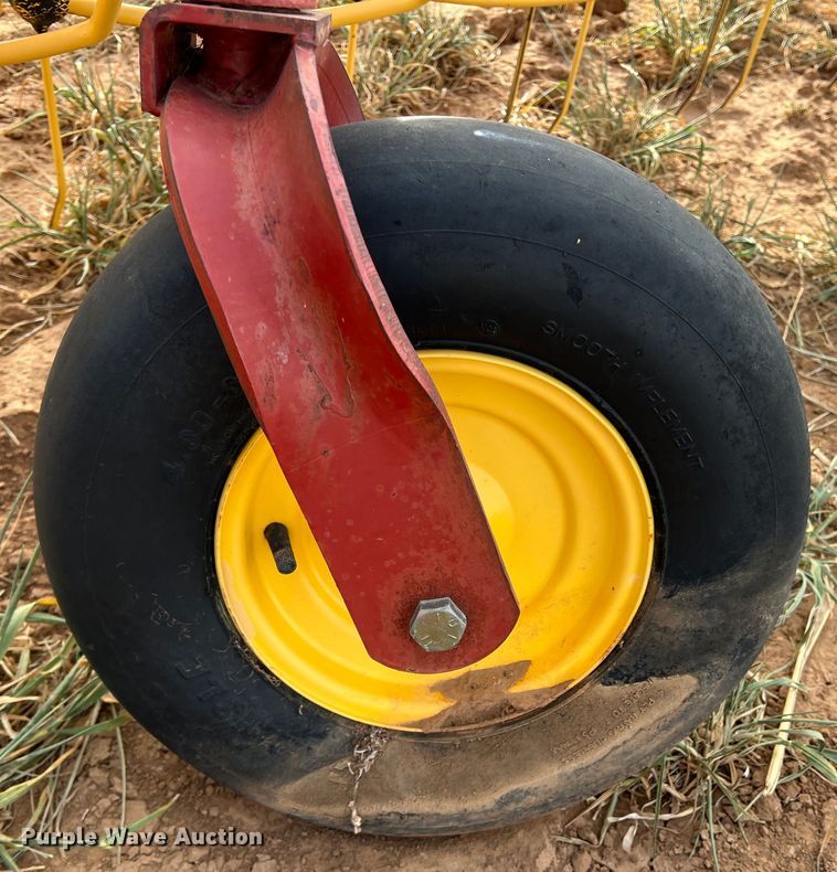image for item DR5556 New Holland 57  hay rake
