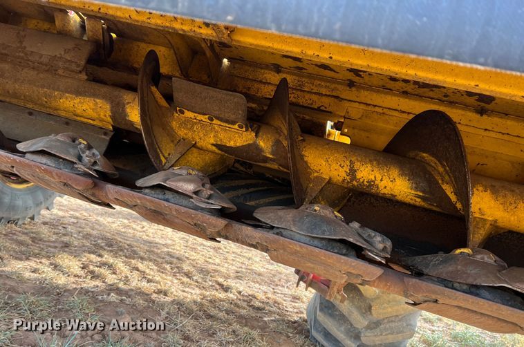 image for item DR5562 2008 New Holland H8080  swather / windrower