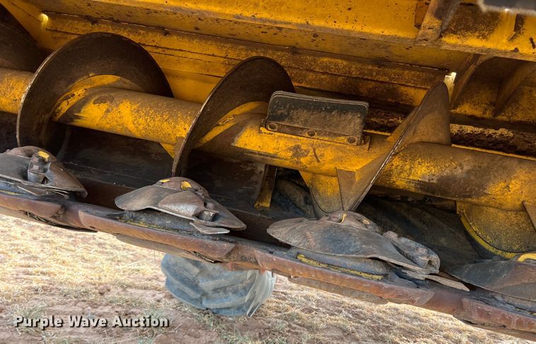 image for item DR5562 2008 New Holland H8080  swather / windrower