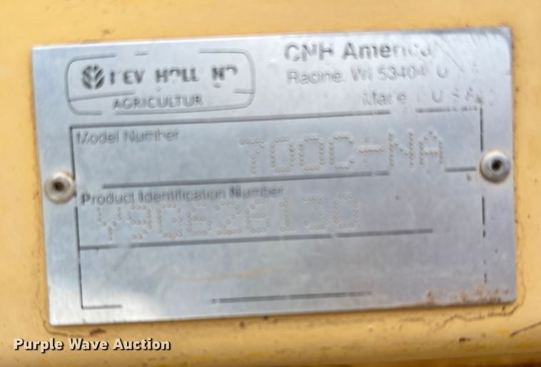 image for item DR5562 2008 New Holland H8080  swather / windrower