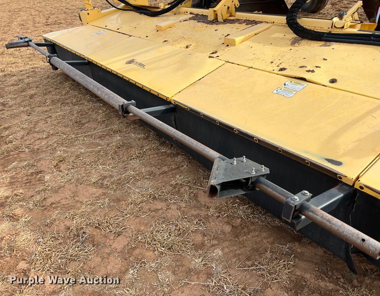 image for item DR5562 2008 New Holland H8080  swather / windrower