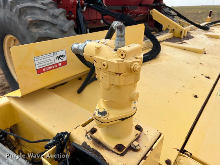 image for item DR5562 2008 New Holland H8080  swather / windrower