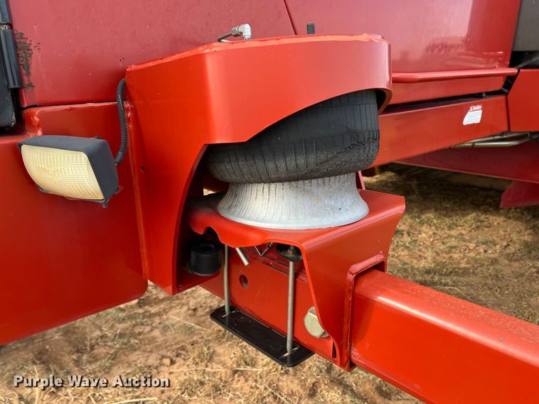 image for item DR5562 2008 New Holland H8080  swather / windrower