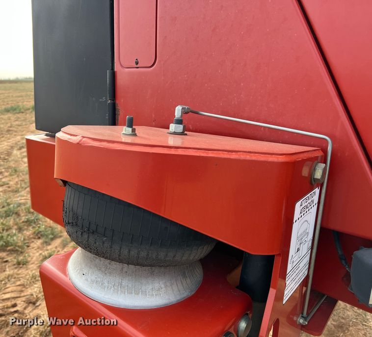 image for item DR5562 2008 New Holland H8080  swather / windrower