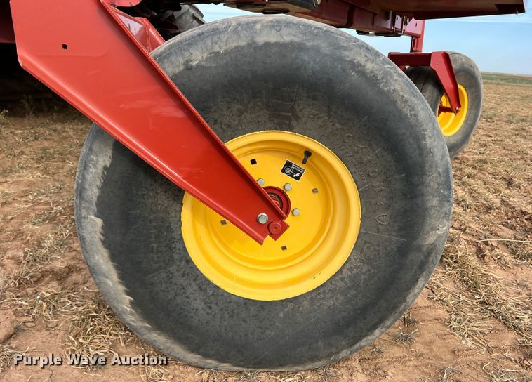 image for item DR5562 2008 New Holland H8080  swather / windrower