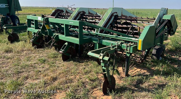 image for item DS2869 KMC 66796  peanut digger