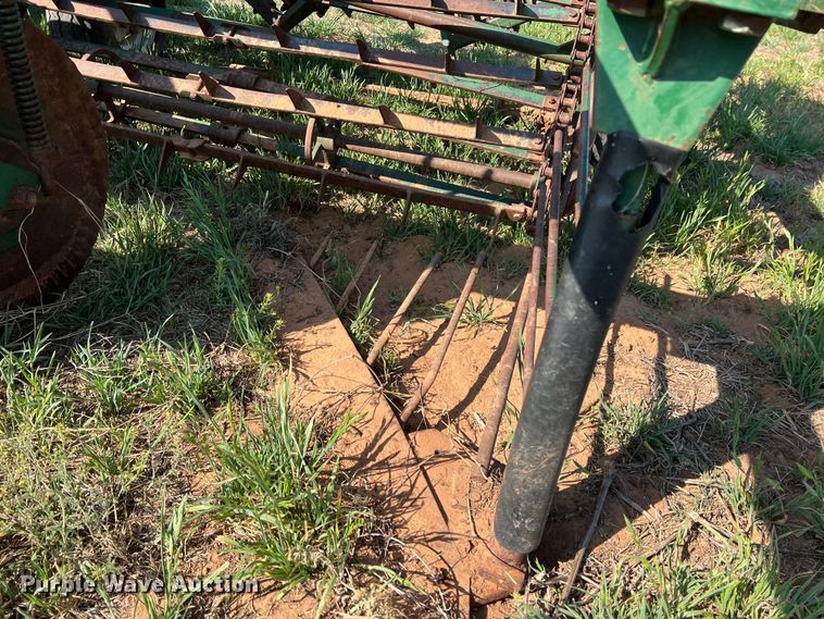 image for item DS2869 KMC 66796  peanut digger