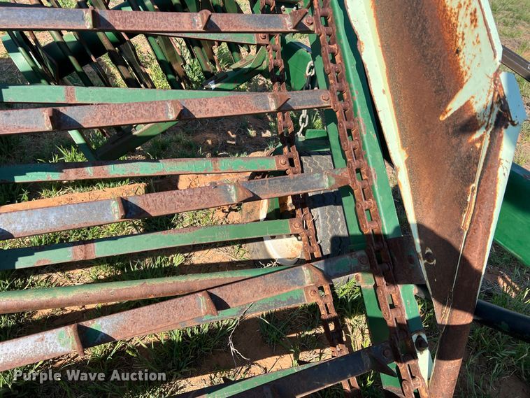 image for item DS2869 KMC 66796  peanut digger