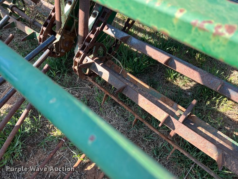 image for item DS2869 KMC 66796  peanut digger