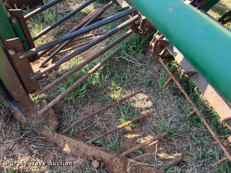 image for item DS2869 KMC 66796  peanut digger