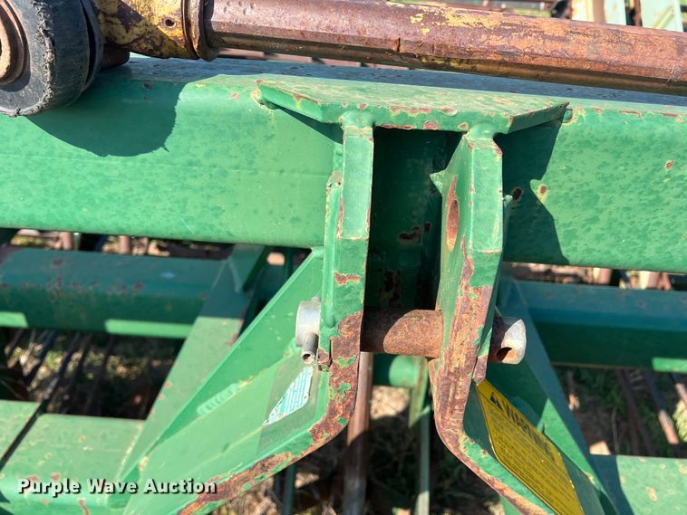 image for item DS2869 KMC 66796  peanut digger