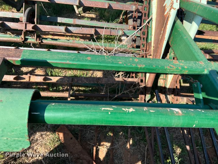 image for item DS2869 KMC 66796  peanut digger