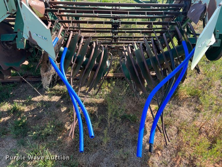 image for item DS2869 KMC 66796  peanut digger