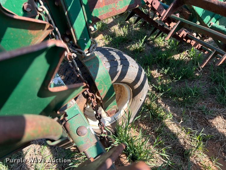 image for item DS2869 KMC 66796  peanut digger