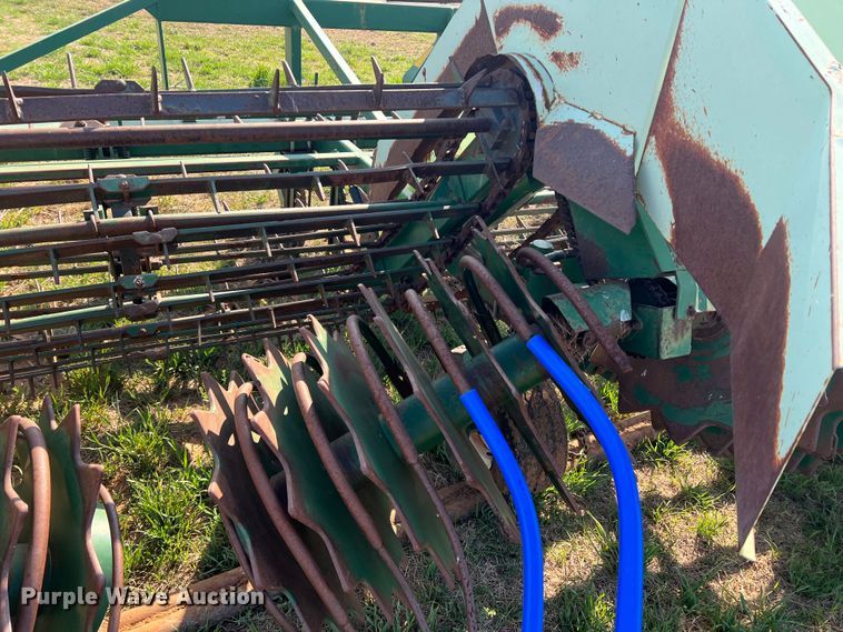 image for item DS2869 KMC 66796  peanut digger