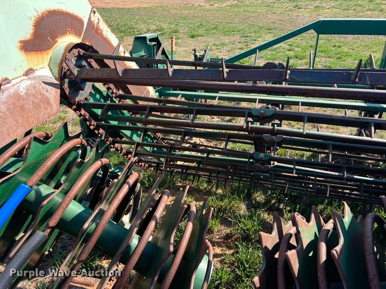 image for item DS2869 KMC 66796  peanut digger