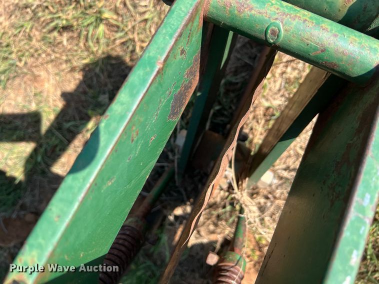 image for item DS2869 KMC 66796  peanut digger