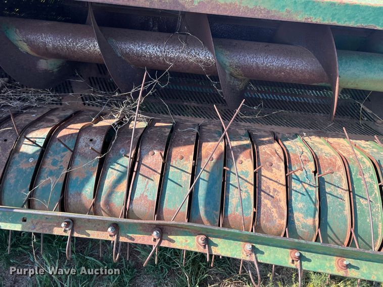 image for item DS2870 KMC  peanut combine