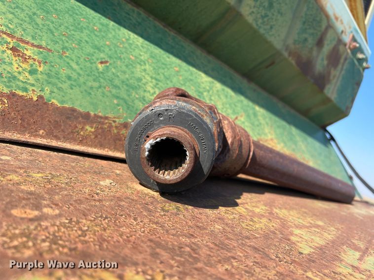 image for item DS2870 KMC  peanut combine