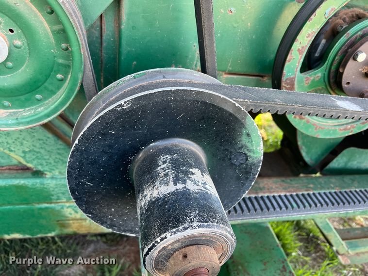 image for item DS2870 KMC  peanut combine