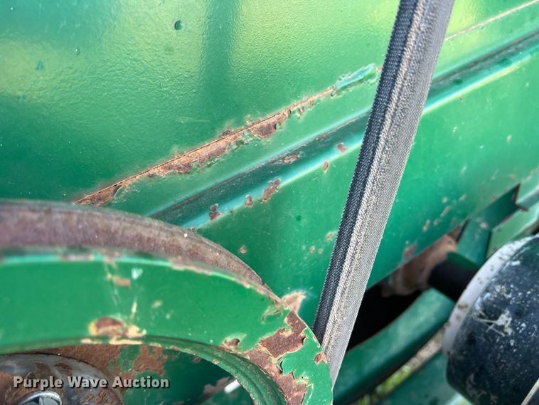 image for item DS2870 KMC  peanut combine