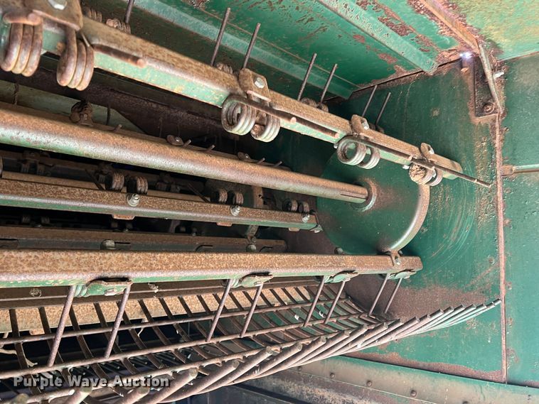 image for item DS2870 KMC  peanut combine