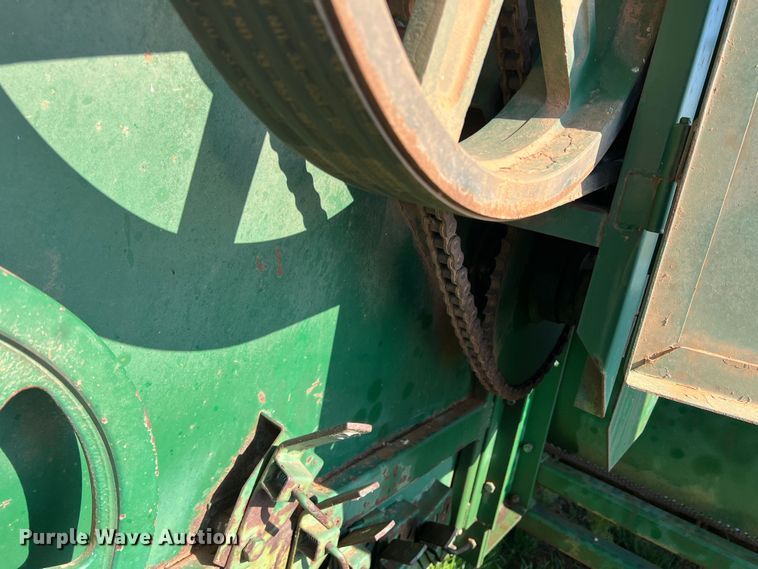 image for item DS2870 KMC  peanut combine