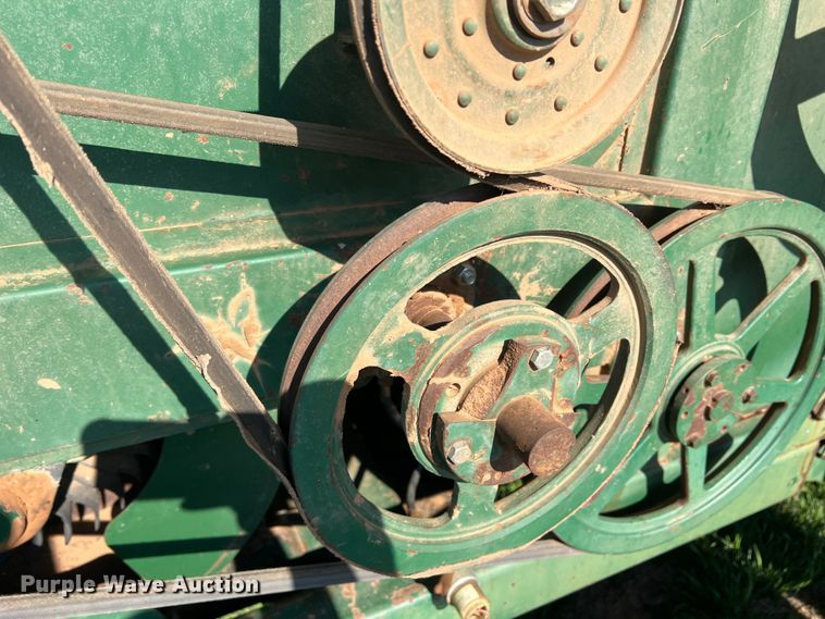 image for item DS2870 KMC  peanut combine