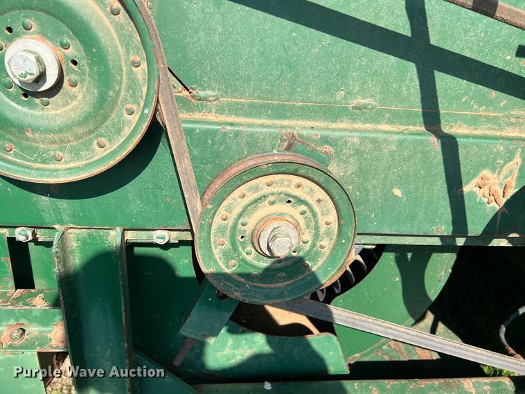 image for item DS2870 KMC  peanut combine