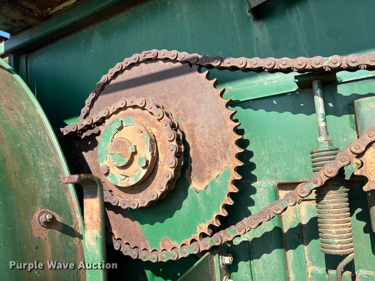 image for item DS2870 KMC  peanut combine