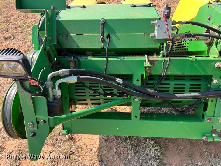 image for item DS2873 John Deere 7460  cotton stripper
