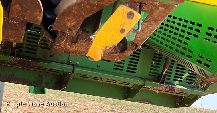 image for item DS2873 John Deere 7460  cotton stripper
