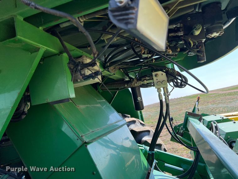 image for item DS2873 John Deere 7460  cotton stripper