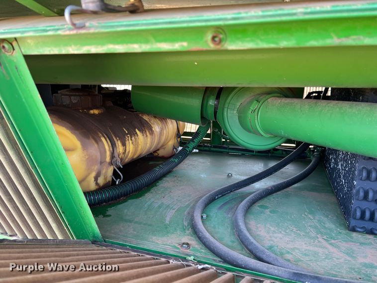 image for item DS2873 John Deere 7460  cotton stripper