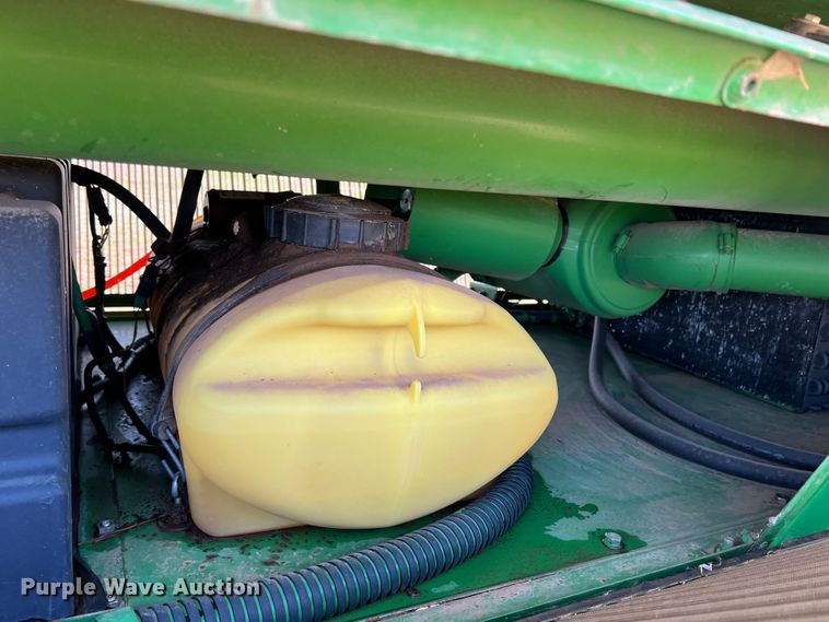 image for item DS2873 John Deere 7460  cotton stripper