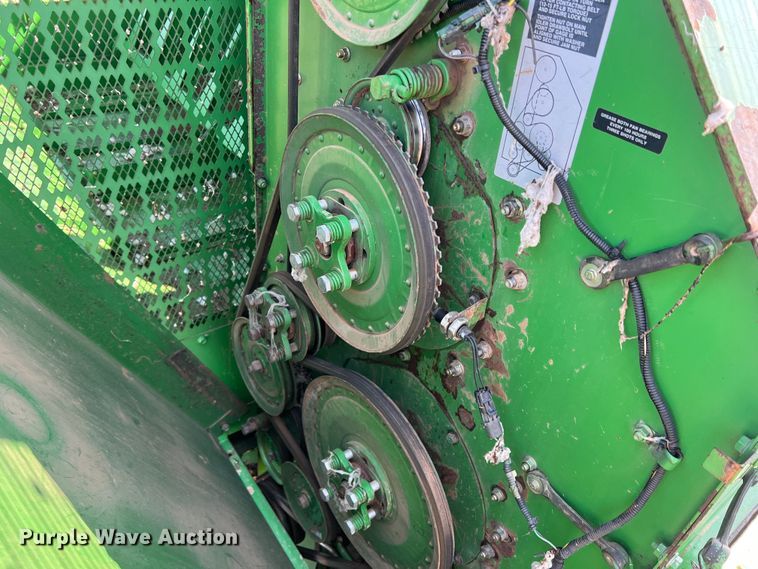 image for item DS2873 John Deere 7460  cotton stripper