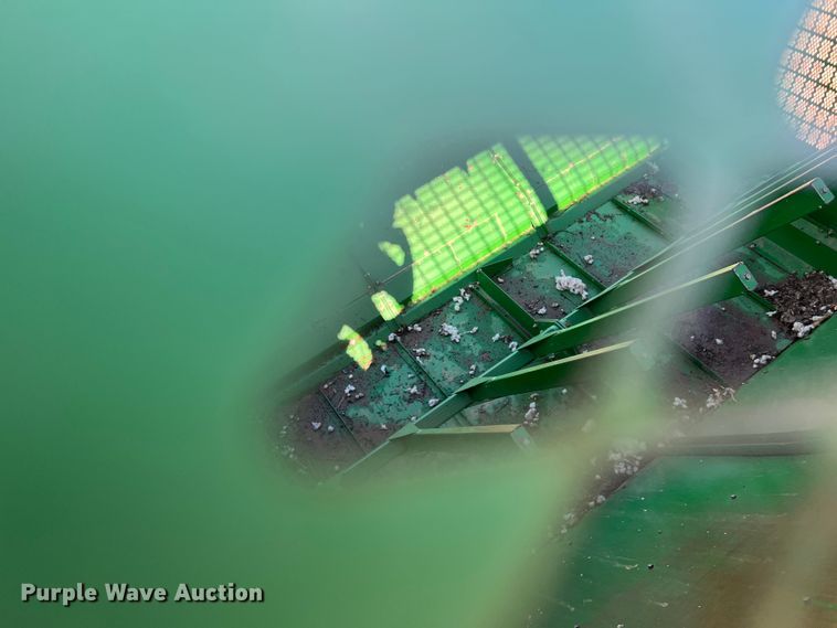 image for item DS2873 John Deere 7460  cotton stripper