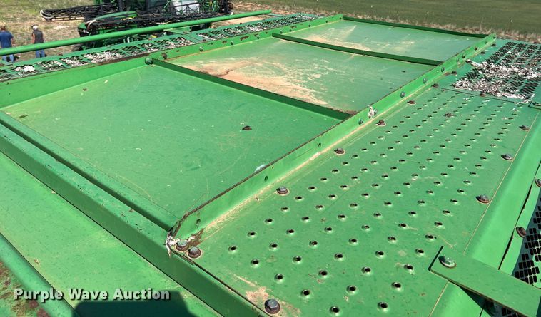 image for item DS2873 John Deere 7460  cotton stripper