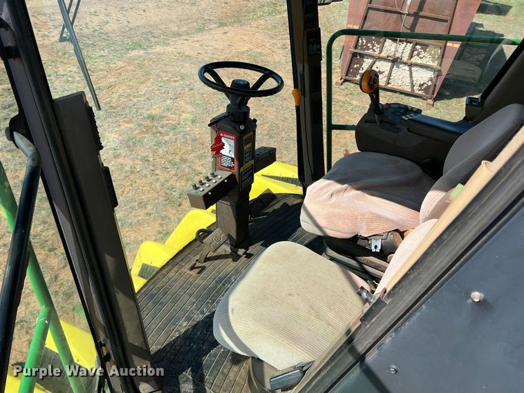 image for item DS2873 John Deere 7460  cotton stripper