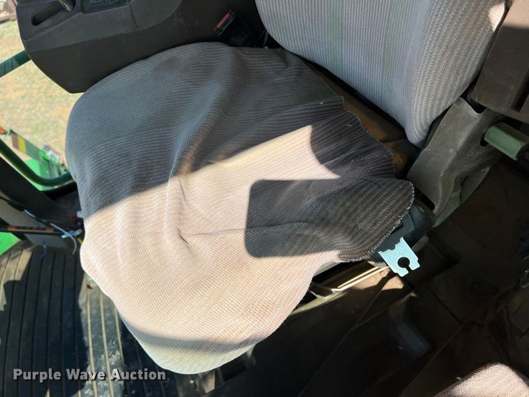 image for item DS2873 John Deere 7460  cotton stripper