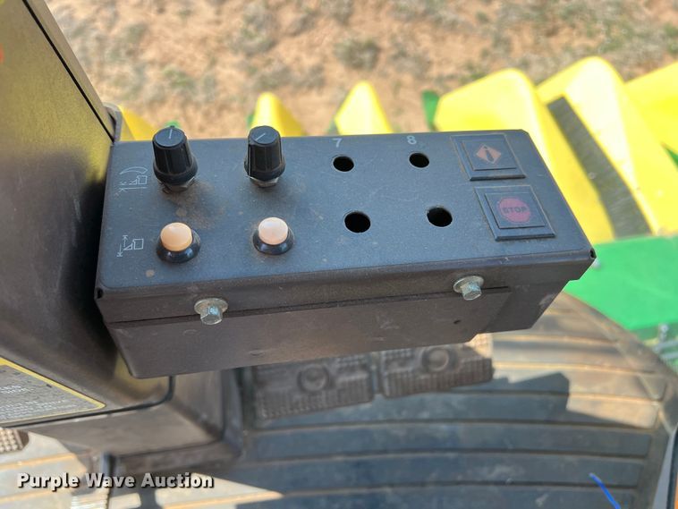 image for item DS2873 John Deere 7460  cotton stripper