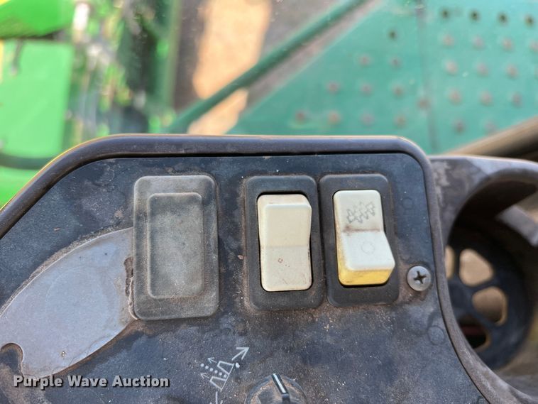 image for item DS2873 John Deere 7460  cotton stripper