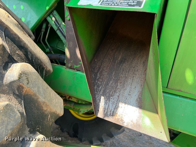 image for item DS2873 John Deere 7460  cotton stripper