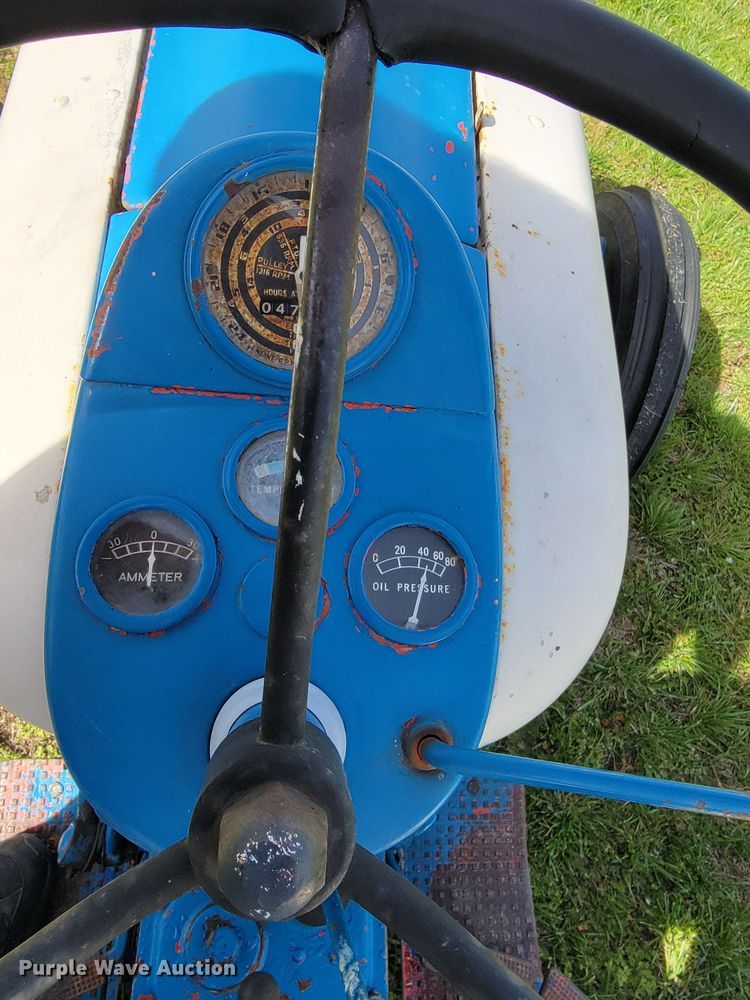 image for item HP9704 Ford 600  tractor