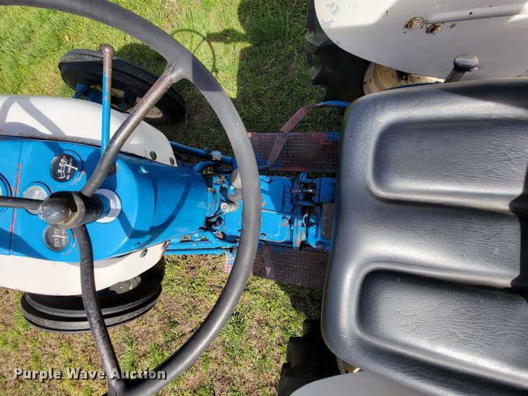 image for item HP9704 Ford 600  tractor